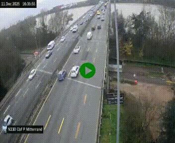 Webcam sur le périphérique de Bordeaux à l'est de la ville. Caméra située sur le Pont Mitterand sur la N230