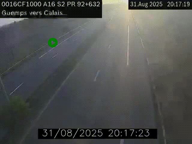Webcam A16 juste après l'aire de repos d'Offekerque à Guemps. Vue orientée vers Calais