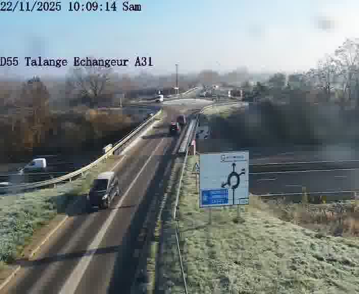 Webcam sur la D55 à Talange au niveau du pont surplombant l'A31 (sens droite-gauche vers Luxembourg). Vue orientée vers Ay-sur-Moselle.