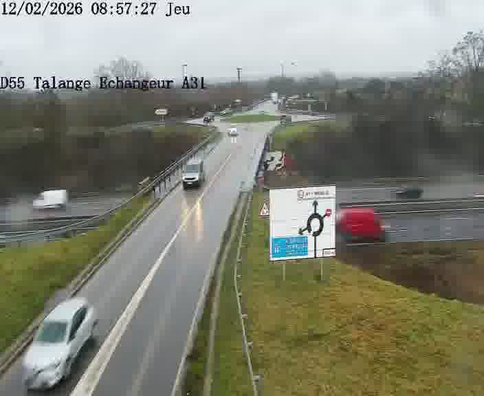 Webcam sur la D55 à Talange au niveau du pont surplombant l'A31 (sens droite-gauche vers Luxembourg). Vue orientée vers Ay-sur-Moselle.