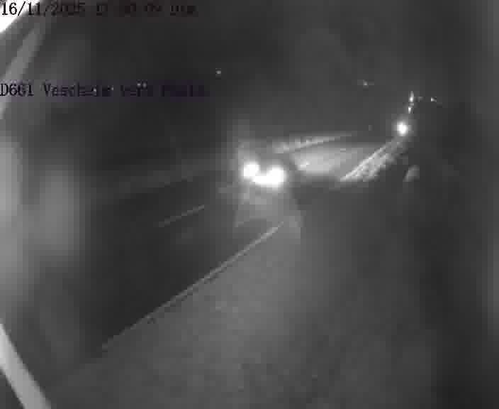 Caméra routière située sur D661 (France) à Vescheim, orientée vers Phalsbourg, surveillant en continu la circulation locale et régionale.