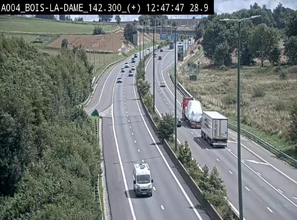 Webcam située entre la sortie 29 Neufchâteau et la jonction avec l'E25 en direction de Liège et Luxembourg