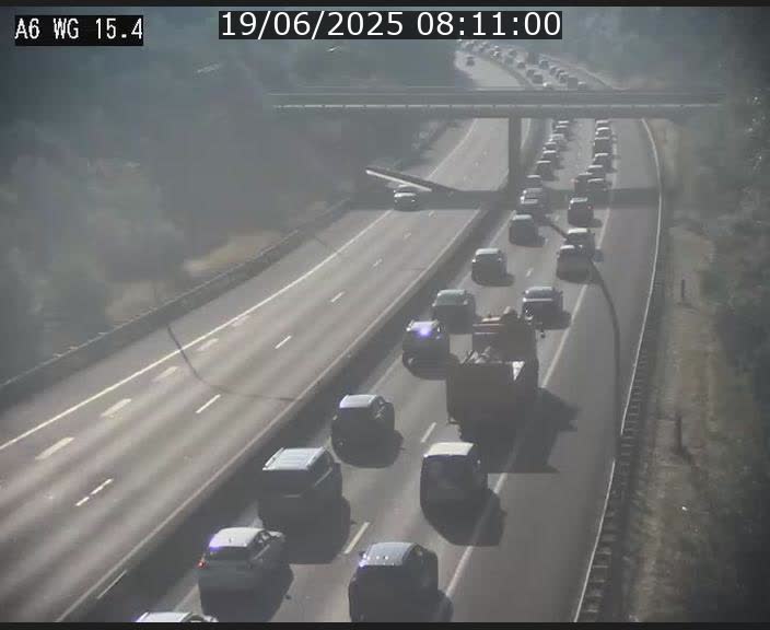 Traffic live webcam Luxembourg Capellen - A6 - BK 15.4 - direction Luxembourg/France/Allemagne