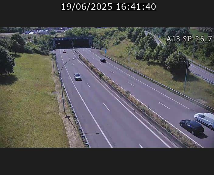 Traffic live webcam Luxembourg Frisange - A13 direction Luxembourg-ville - BK 26.7