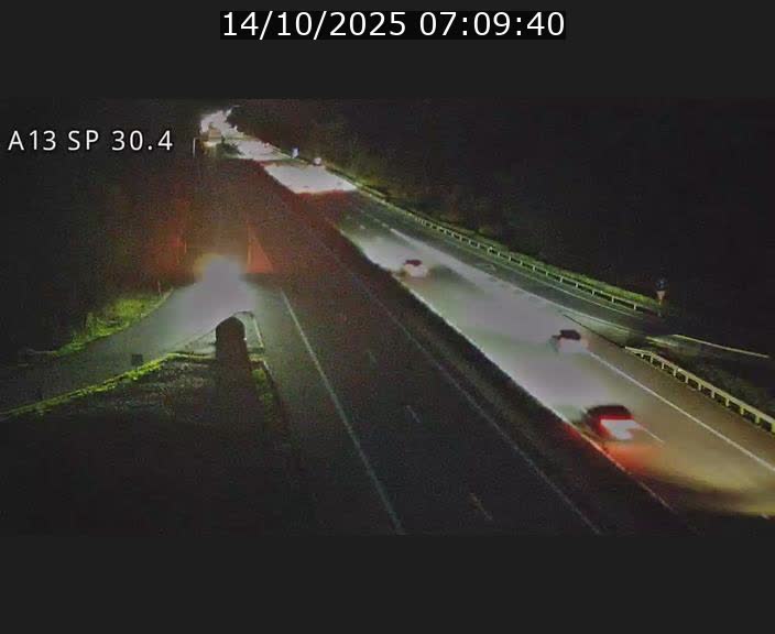Traffic live webcam Luxembourg Altwies - A13 direction Luxembourg-ville - BK 30.4