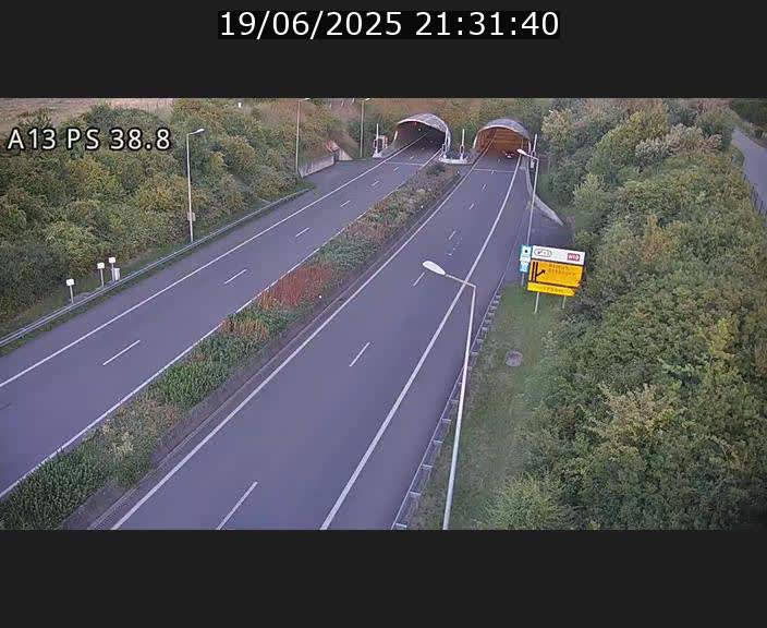 Webcam autoroute A13 à l'entrée ouest du tunnel Markusbierg à Schengen. Vue orientée vers Mondorf-les-Bains