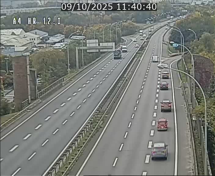 Traffic live webcam Luxembourg Jonction Foetz - A4 - BK 12.0 - direction Esch sur Alzette
