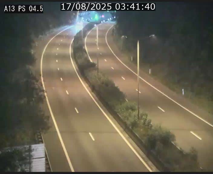 Traffic live webcam Luxembourg Differdange - A13 direction Esch-sur-Alzette - BK 4.5