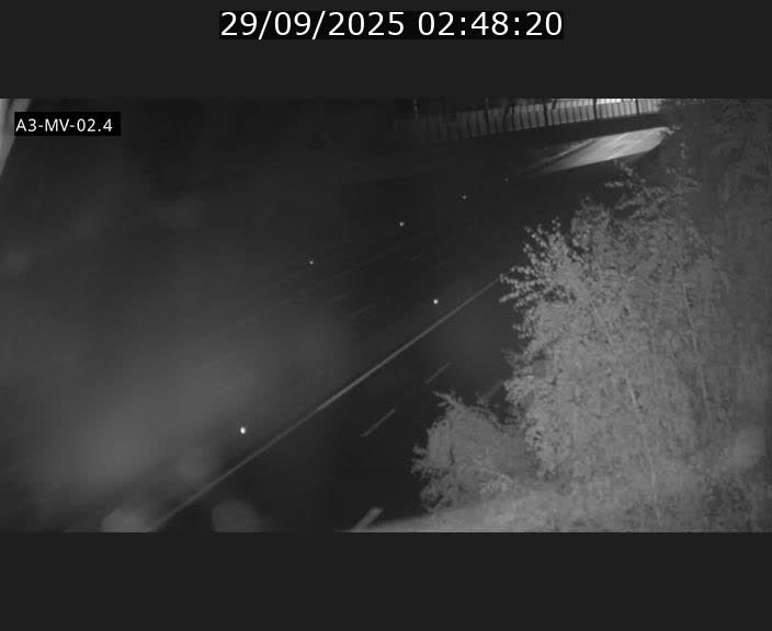 Webcam autoroute de la France (A3) au Luxembourg à Fentange, à proximité de la Croix de Gasperich. Vue orientée vers la Cloche d'Or