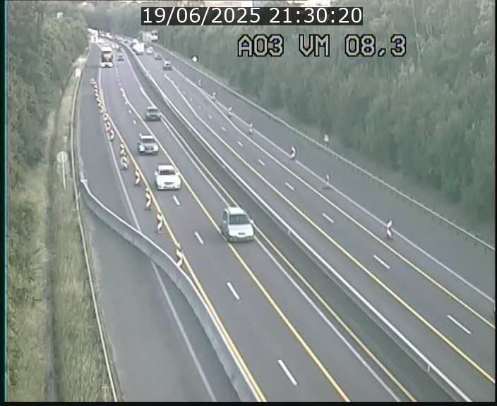 Traffic live webcam Luxembourg Bettembourg - A3 - BK 8.3 - direction France