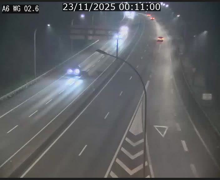 Traffic live webcam Luxembourg Croix de Cessange - A6 - BK 2.6 - direction France/Allemagne
