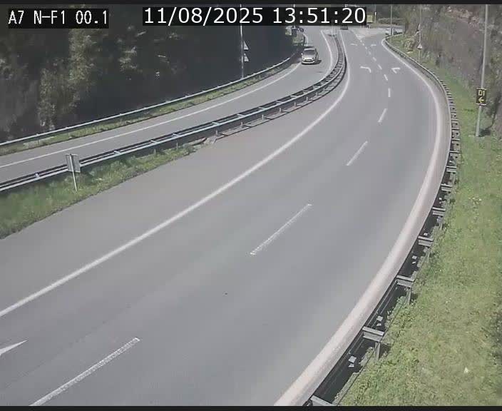 Webcam autoroute Luxembourg A7 située dans la sortie 1 Waldhof, vers la N11, avant le Tunnel Stafelter