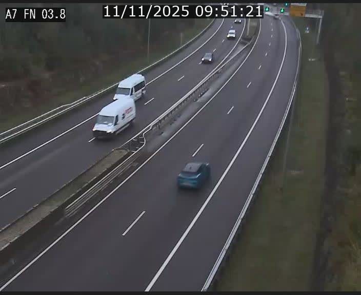 Caméra autoroute Luxembourg A7 - Passage à gibier Rëngelbour - direction Tunnel Stafelter