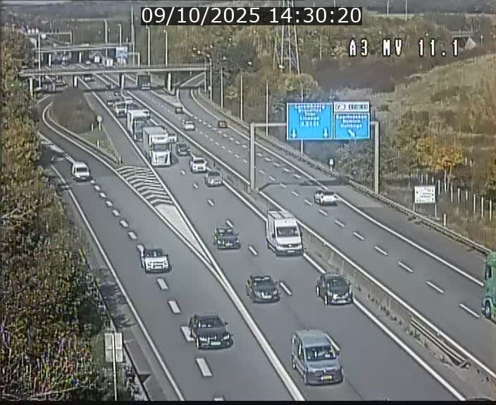 Traffic live webcam Luxembourg Croix de Bettembourg A3 - BK 11.1 - direction Luxembourg-ville