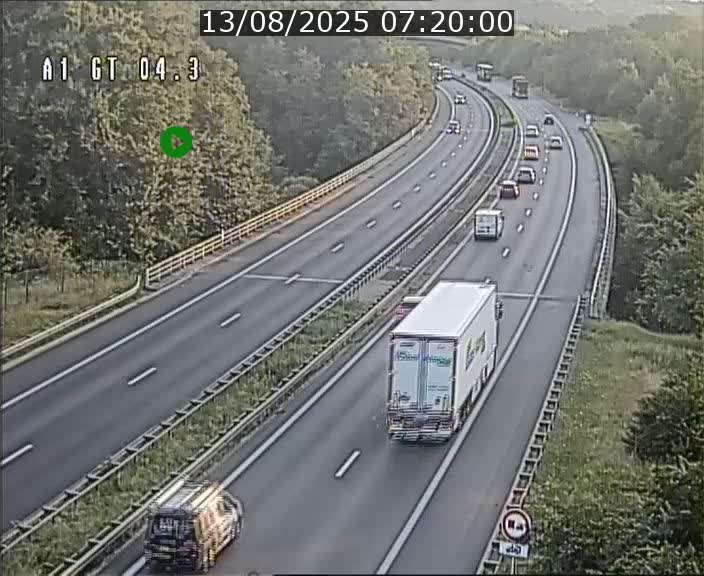 Traffic live webcam Luxembourg Itzig - A1 direction Sandweiler - BK 4.3