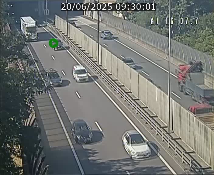 Traffic live webcam Luxembourg Kirchberg - A1 direction Luxembourg-ville - BK 7.7