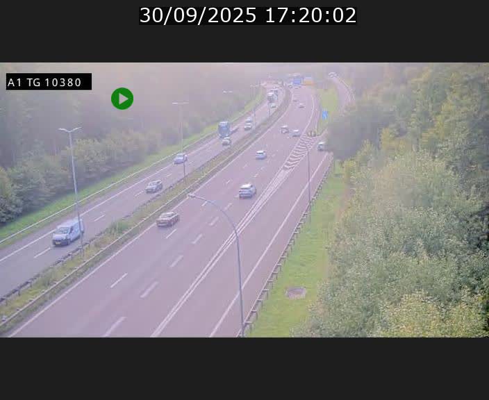Traffic live webcam Luxembourg Senningerberg - A1 direction Luxembourg Kirchberg - BK 10.3