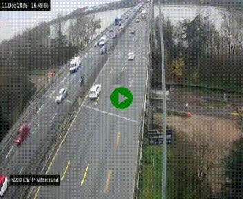Webcam sur le périphérique de Bordeaux à l'est de la ville. Caméra située sur le Pont Mitterand sur la N230