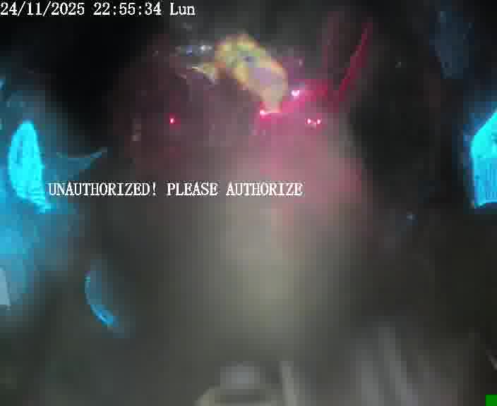 Webcam installée le long de D1 (France) à Ennery, pointée vers Metz, utile pour suivre précisément les conditions de trafic.