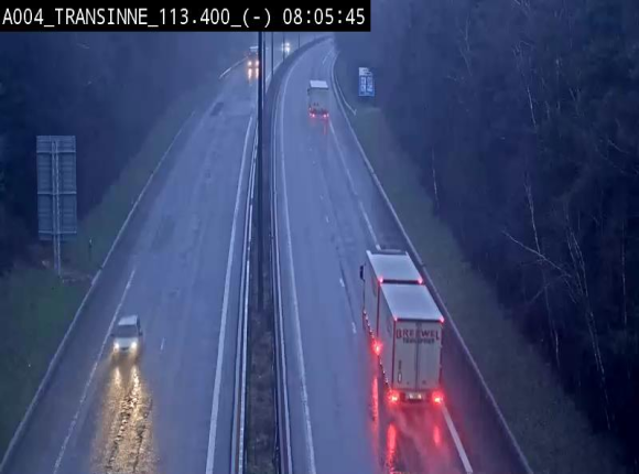Caméra trafic E411 (A4) - Transinne direction Namur - BK 113.425