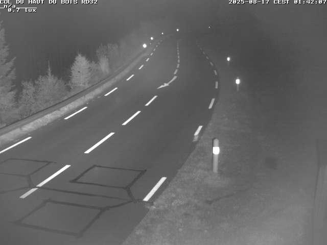 Webcam à 406 mètres d'altitude au niveau du col du haut du bois sur la RD32