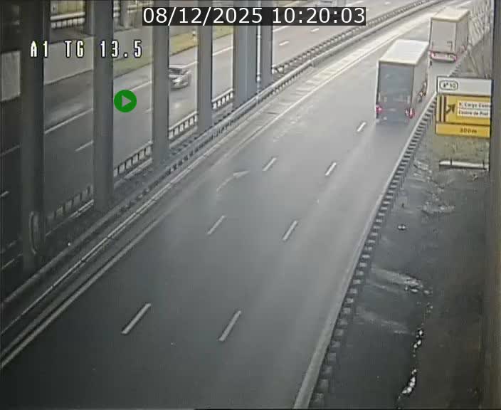 Traffic live webcam Luxembourg Senningen - A1 direction Luxembourg - BK 13.5