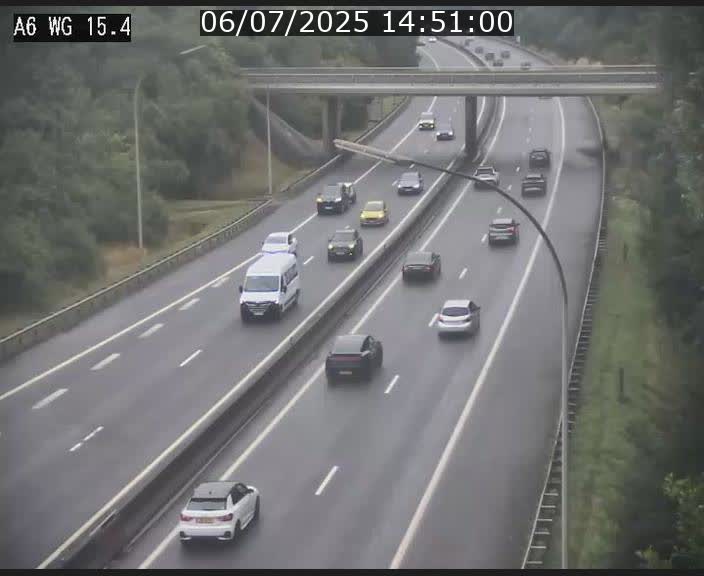 Traffic live webcam Luxembourg Capellen - A6 - BK 15.4 - direction Luxembourg/France/Allemagne