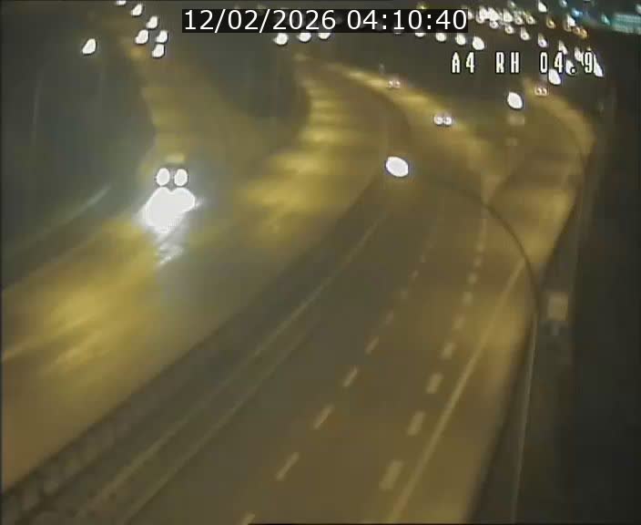 Traffic live webcam Luxembourg Leudelange - A4 - BK 4.9 - direction Luxembourg