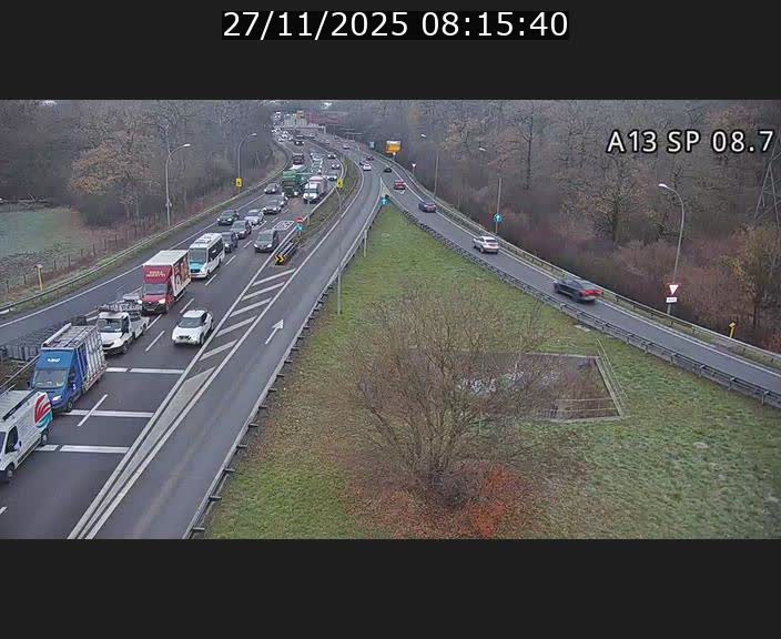 Traffic live webcam Luxembourg Jonction Lankelz - A13 direction Pétange - BK 8.7 