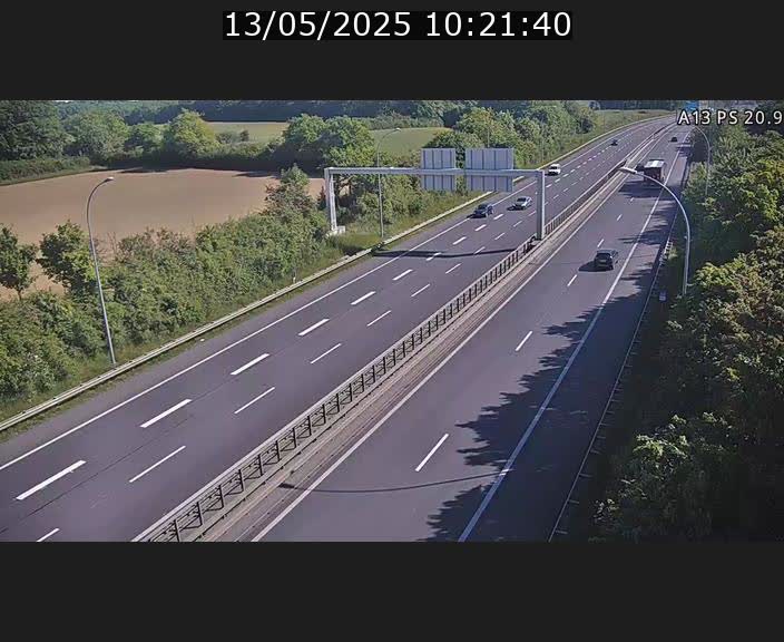 Traffic live webcam Luxembourg Croix de Bettembourg, rond-point d'Hellange - A13 direction Allemagne - BK 20.9