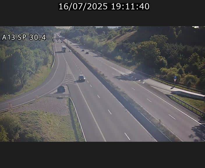 Traffic live webcam Luxembourg Altwies - A13 direction Luxembourg-ville - BK 30.4