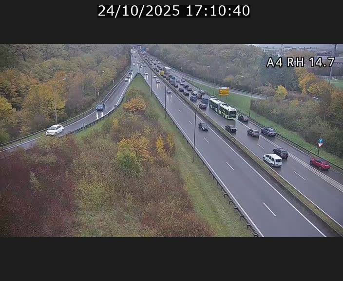 Traffic live webcam Luxembourg Jonction Lankelz - A4 - BK 14.7 - direction Luxembourg