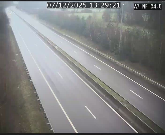 Caméra autoroute Luxembourg A7 - Passage à gibier Rëngelbour - direction Tunnel Grouft