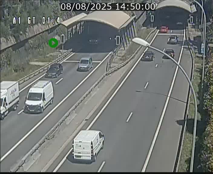 Traffic live webcam Luxembourg Hesperange - A1 direction Kirchberg - BK 1.4