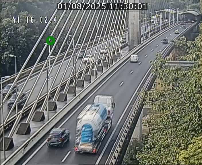 Traffic live webcam Luxembourg Sandweiler - A1 direction Luxembourg-ville - BK 2.4