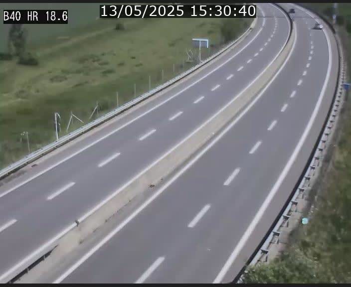 Webcam sur la route de liaison entre Micheville et Esch-Belval à la frontière entre le Luxembourg et la France. Vue orientée vers la Lorraine.