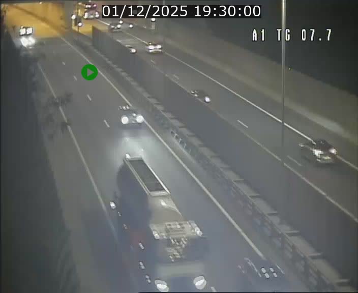 Traffic live webcam Luxembourg Kirchberg - A1 direction Luxembourg-ville - BK 7.7