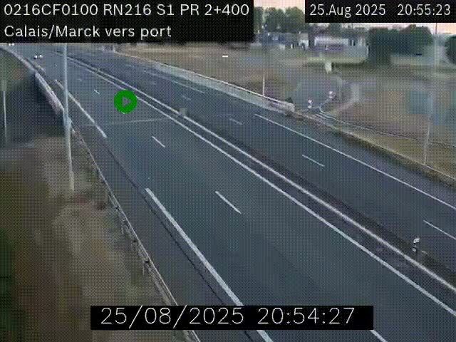 Webcam à Calais sur A216 (N216) en direction du port (harbour) de Calais.