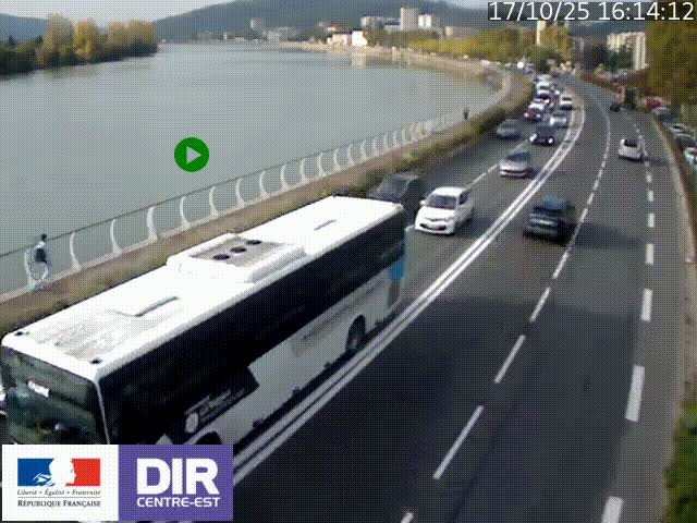 Webcam sur le quai Parjot à Vienne, aux Portes de Lyon, sur la Nationale 7, à la jonction avec le boulevard du Rhône-nord (D1407), caméra orientée vers Lyon