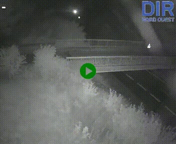 Webcam sur A84 à hauteur de Pont-Farcy, au niveau du pont autoroutier sur la Vire, au sud de Saint-Lô