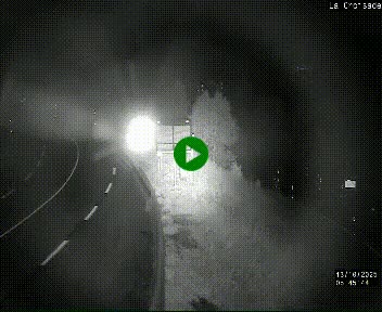 Webcam au carrefour de la croisade, à la jonction entre la N22 et la N320, avant le poste de douane franco-andorrane. Webcam à 1790 mètres d'altitude