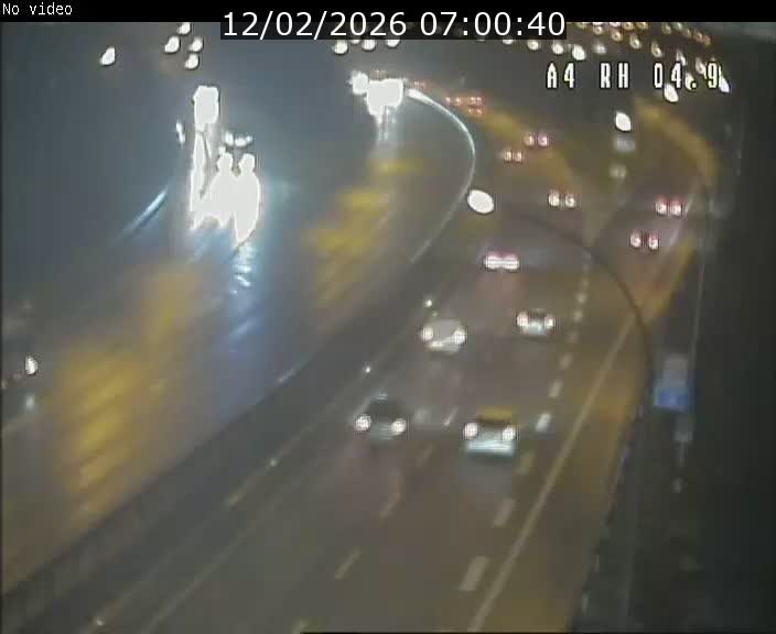 Traffic live webcam Luxembourg Leudelange - A4 - BK 4.9 - direction Luxembourg