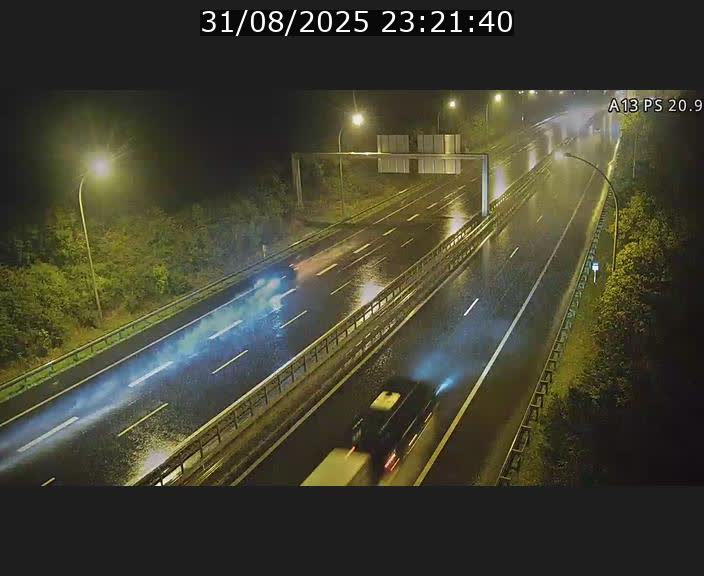 Traffic live webcam Luxembourg Croix de Bettembourg, rond-point d'Hellange - A13 direction Allemagne - BK 20.9