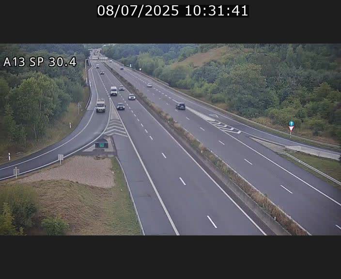 Traffic live webcam Luxembourg Altwies - A13 direction Luxembourg-ville - BK 30.4