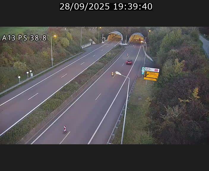 Webcam autoroute A13 à l'entrée ouest du tunnel Markusbierg à Schengen. Vue orientée vers Mondorf-les-Bains