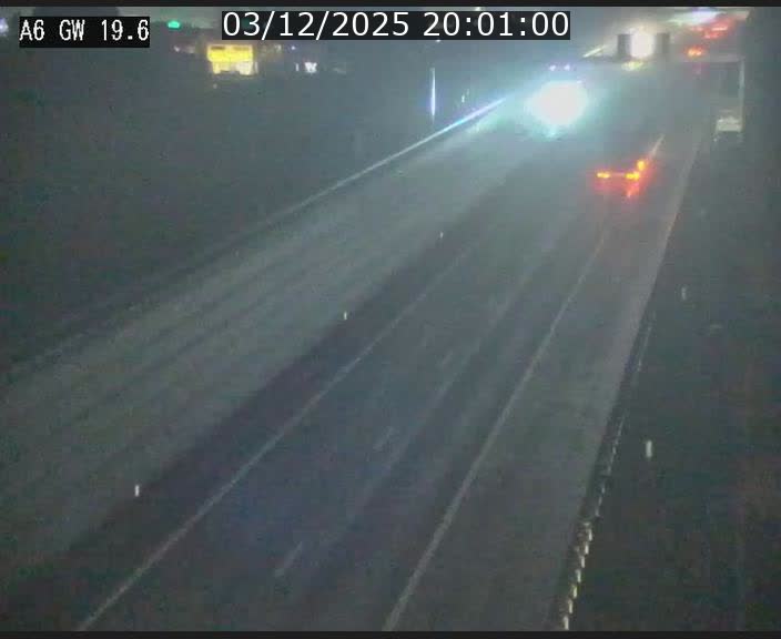 Traffic live webcam Luxembourg - Steinfort - A6 - BK 19.6 - direction Belgique