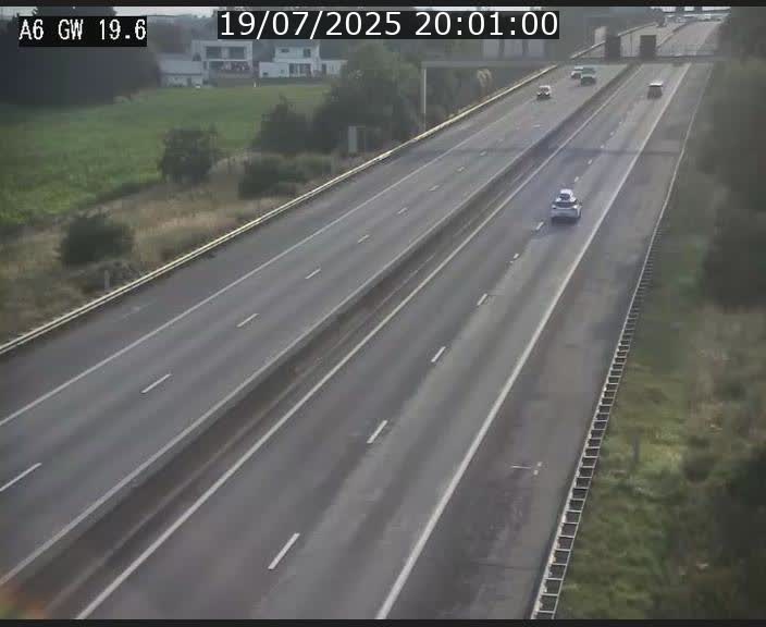 Traffic live webcam Luxembourg - Steinfort - A6 - BK 19.6 - direction Belgique