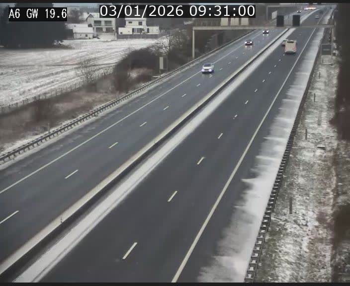 Traffic live webcam Luxembourg - Steinfort - A6 - BK 19.6 - direction Belgique