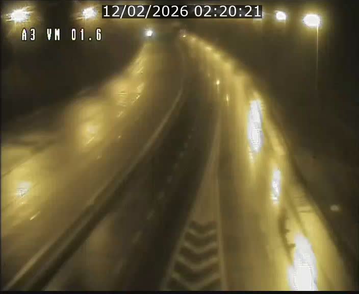 Traffic live webcam Luxembourg - Croix de Gasperich - A3 - BK 1.6 - direction France/Aire de Berchem