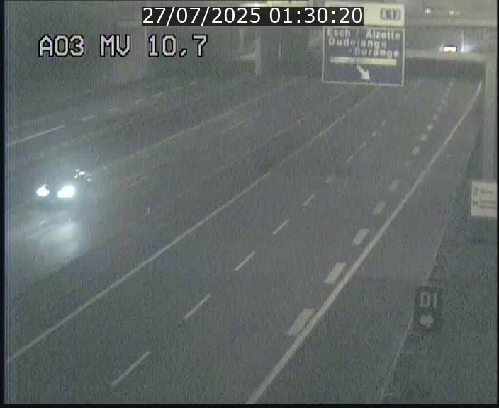 Traffic live webcam Luxembourg Croix de Bettembourg - A3 - BK 10.7 - direction France